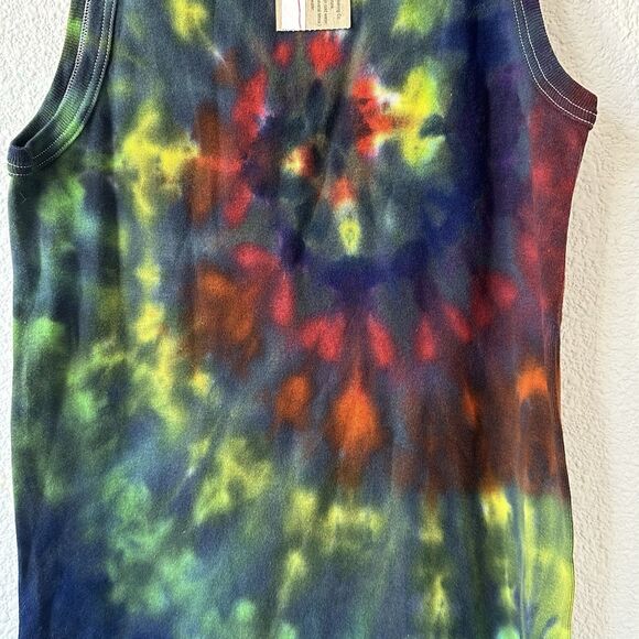 Tie Dye Tank Top - Picture 4 of 12